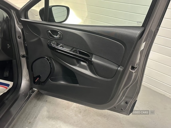 Used Renault Clio 2014 for sale - 76409695: Photo 6