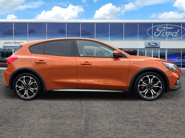 Used Ford Focus 2019 for sale - 76112091: Photo 2