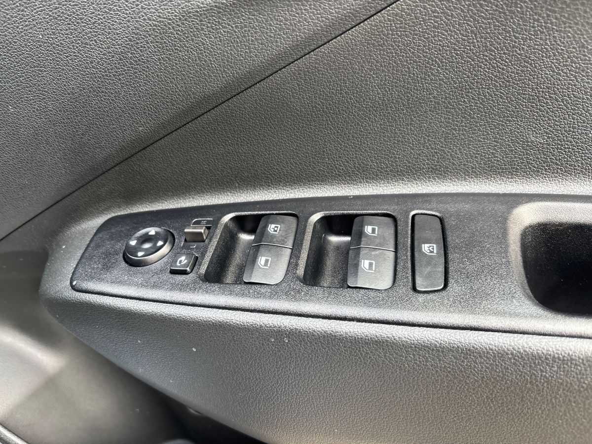 Used Hyundai i10 2024 for sale - 78117698: Photo 21