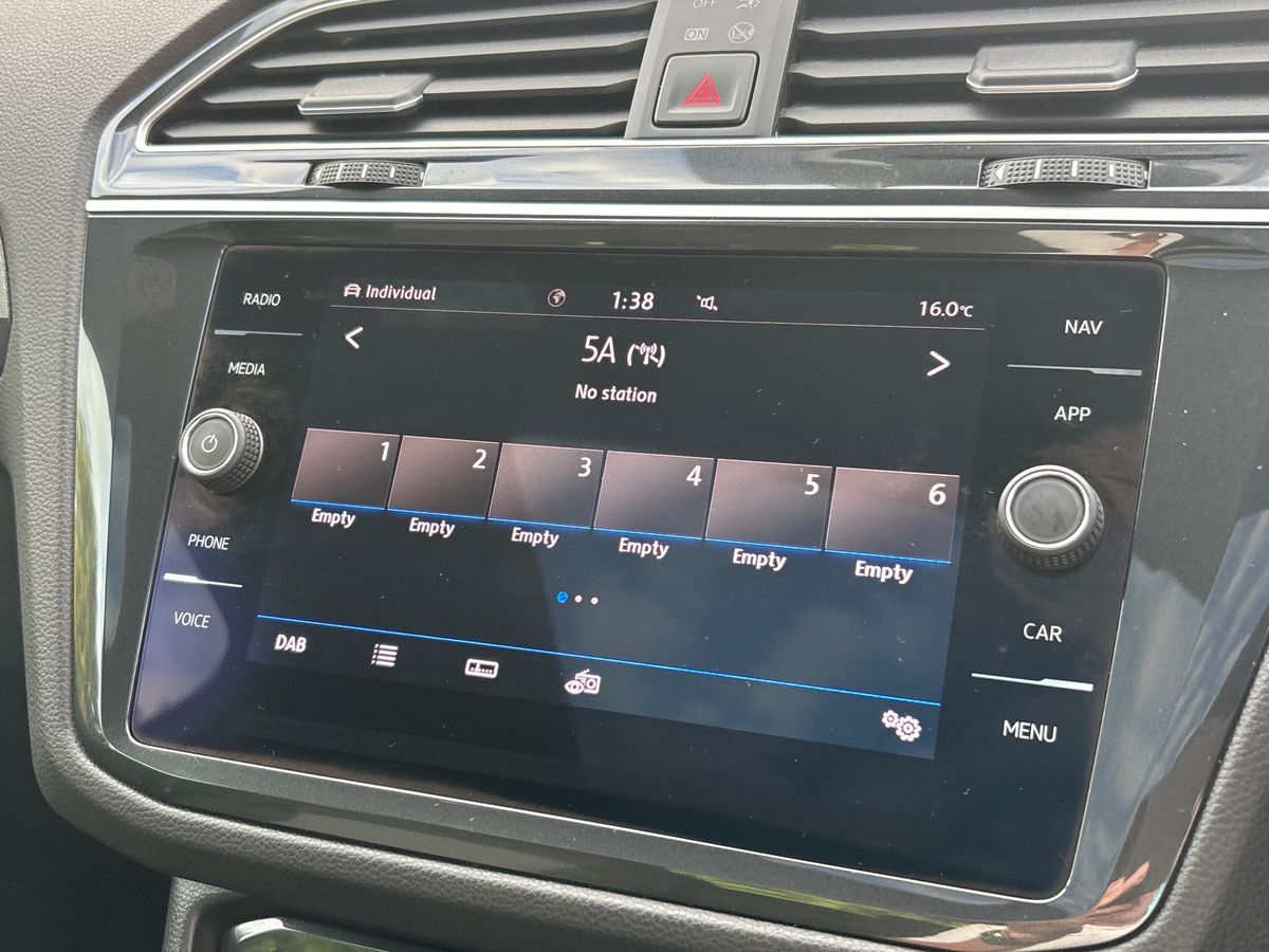 Used Volkswagen Tiguan 2020 for sale - 76140129: Photo 22