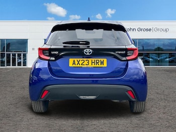 Used Toyota Yaris 2023 for sale - 79297071: Photo