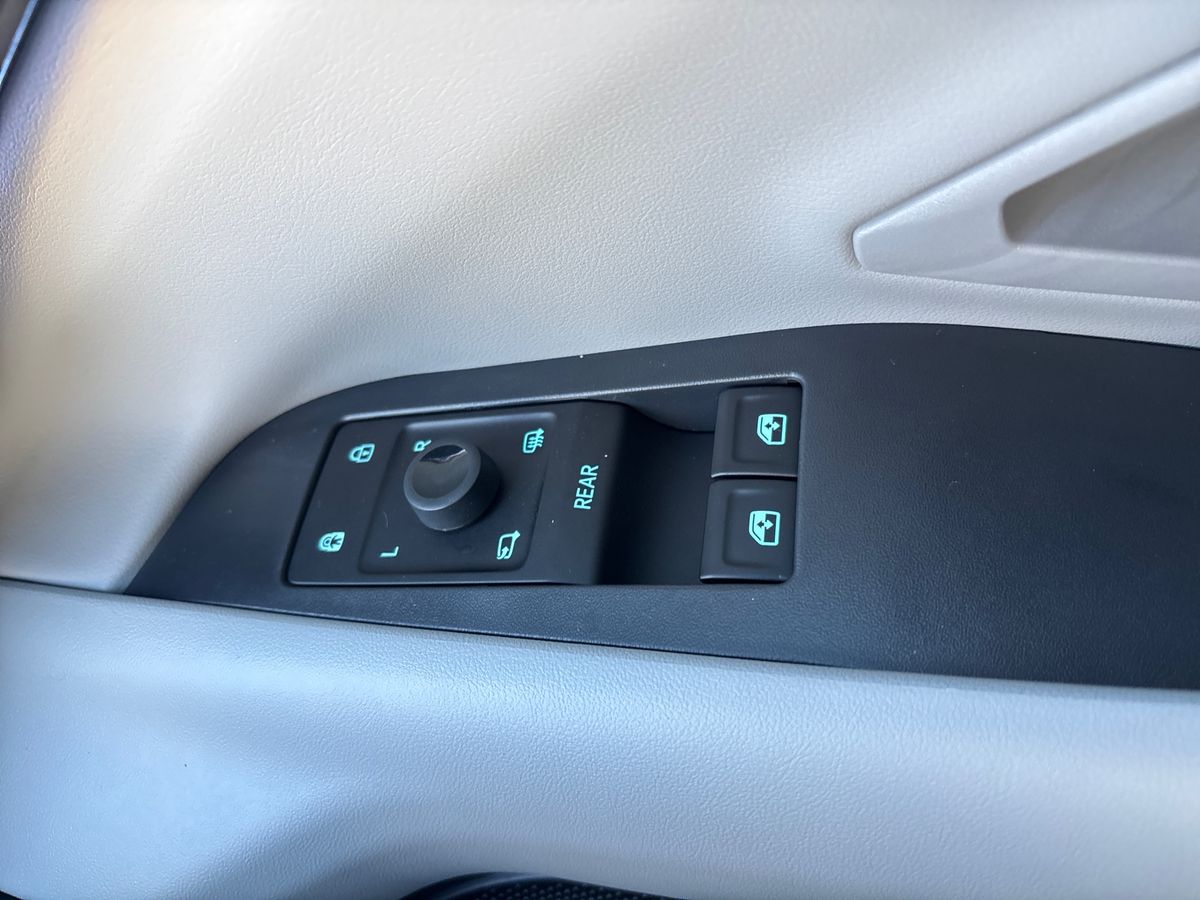 Used Ford Explorer 2024 for sale - 75471448: Photo 21