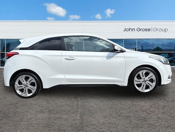 Used Hyundai i20 2017 for sale - 79001065: Photo