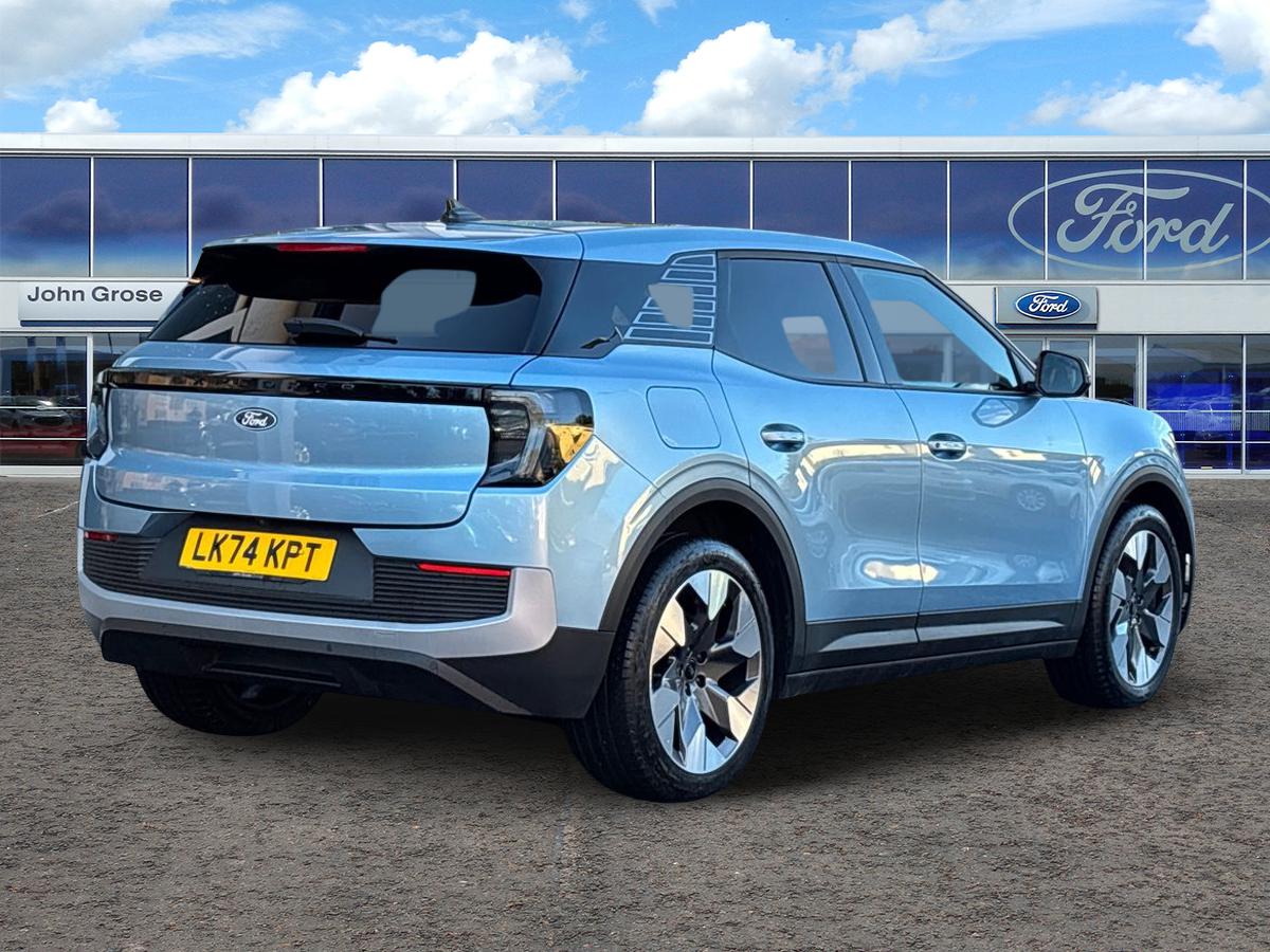 Used Ford Explorer 2024 for sale - 76754656: Photo 3
