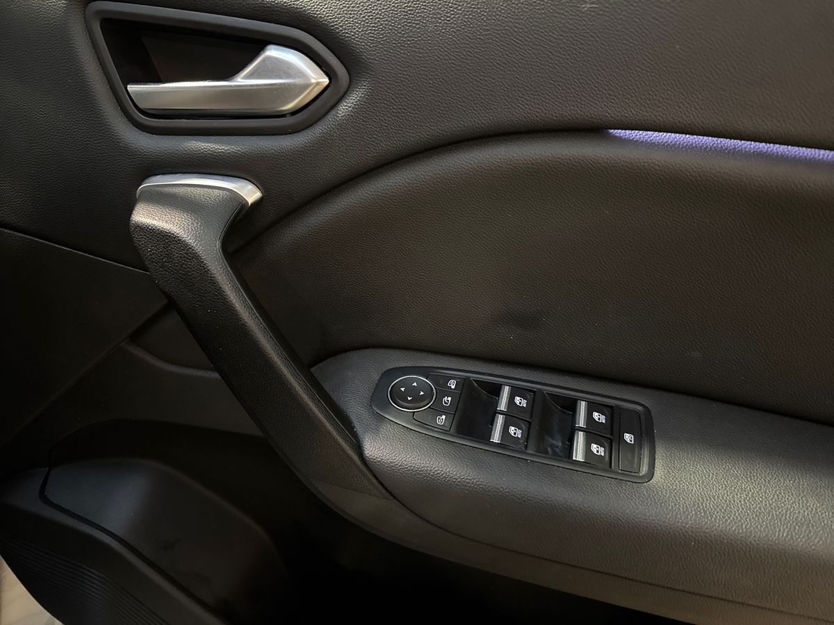 Used Renault Captur 2021 for sale - 77145870: Photo 21