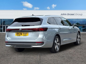 Used Volkswagen Passat 2024 for sale - 78912791: Photo