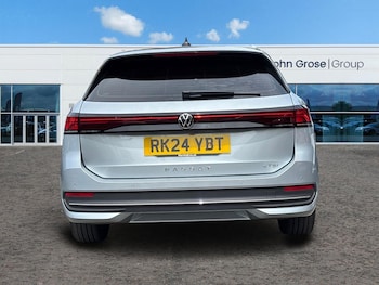 Used Volkswagen Passat 2024 for sale - 78912791: Photo