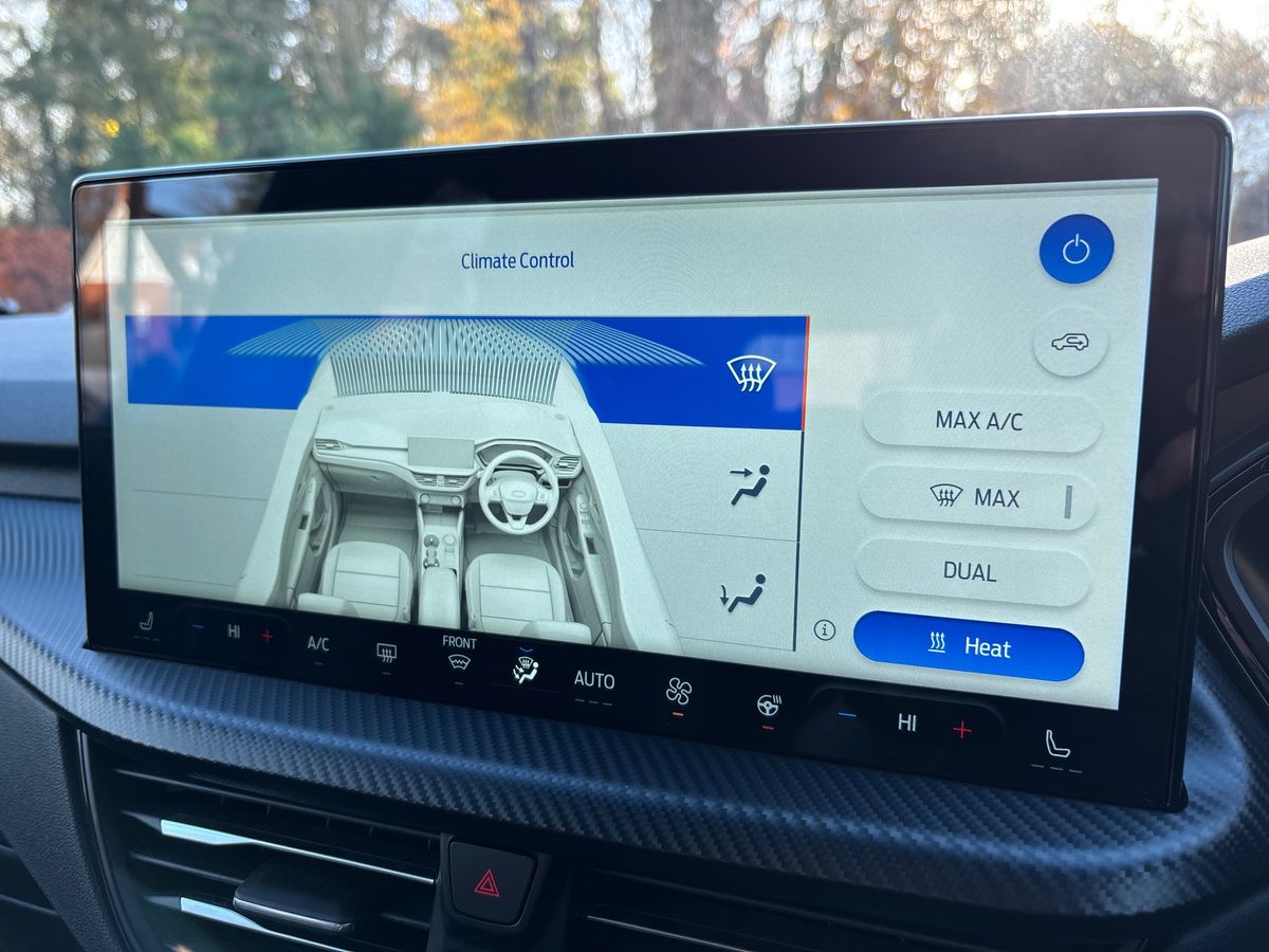 Used Ford Kuga 2025 for sale - 76563843: Photo 19