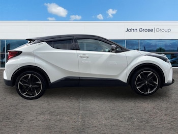 Used Toyota C-HR 2023 for sale - 78377591: Photo
