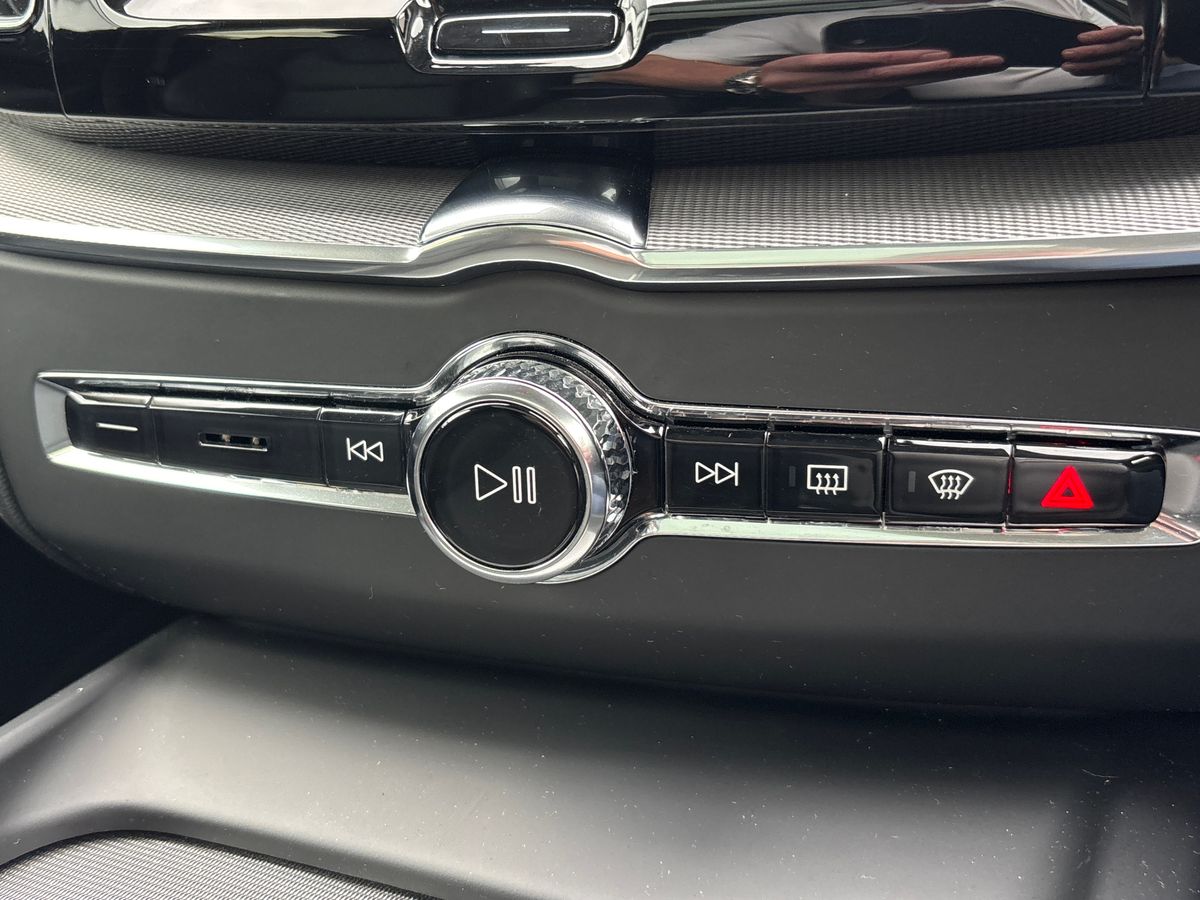 Used Volvo XC60 2022 for sale - 76442088: Photo 19