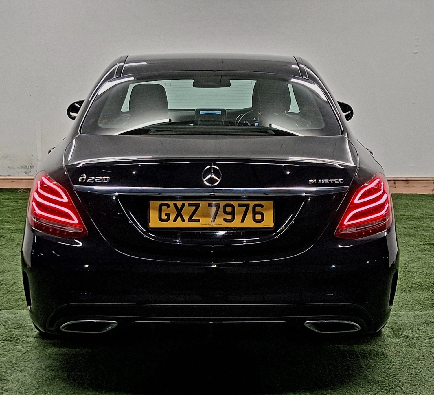 Used Mercedes-Benz C-Class 2014 for sale - 76144369: Photo 5