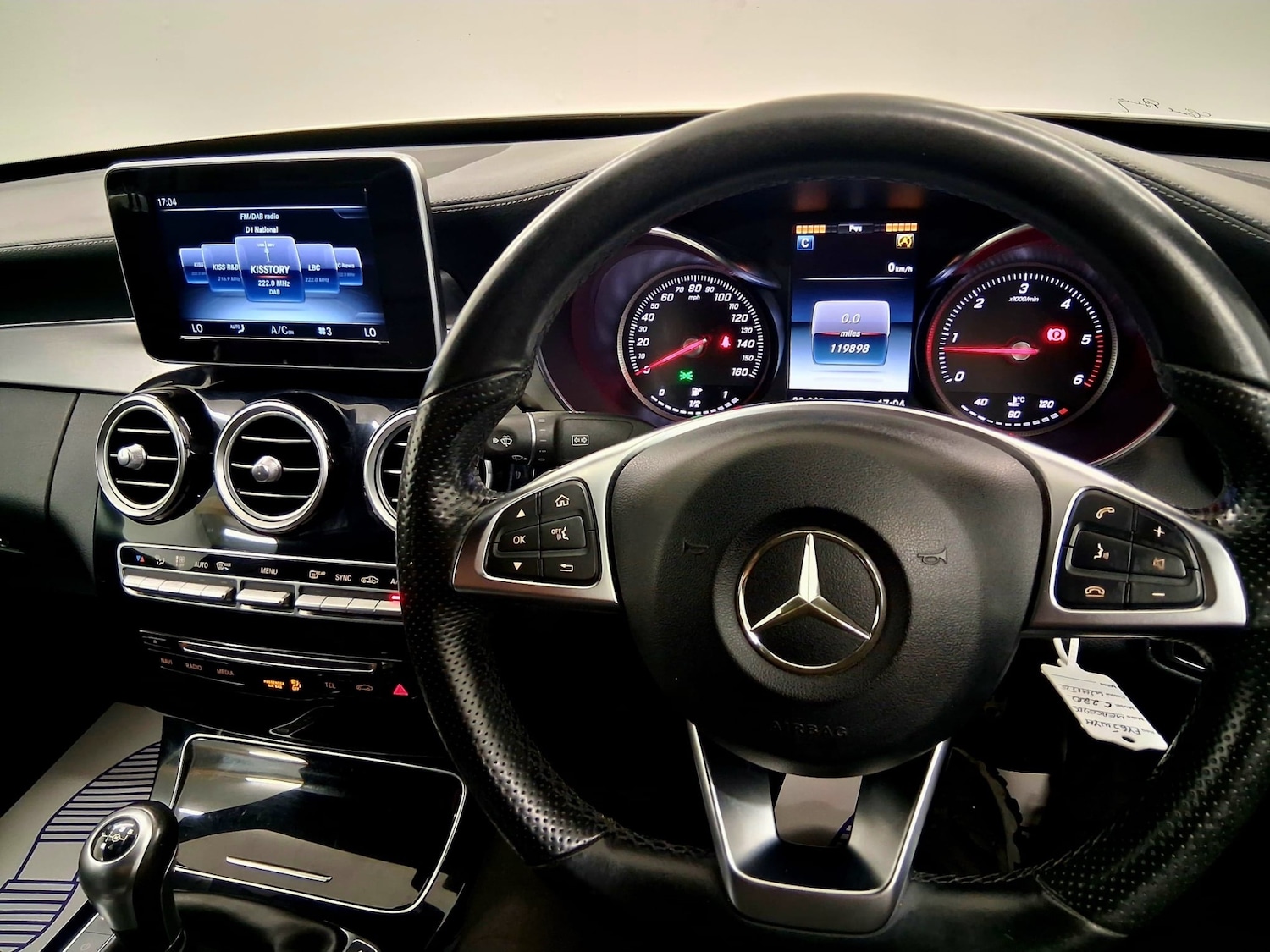 Used Mercedes-Benz C-Class 2015 for sale - 76102448: Photo 11