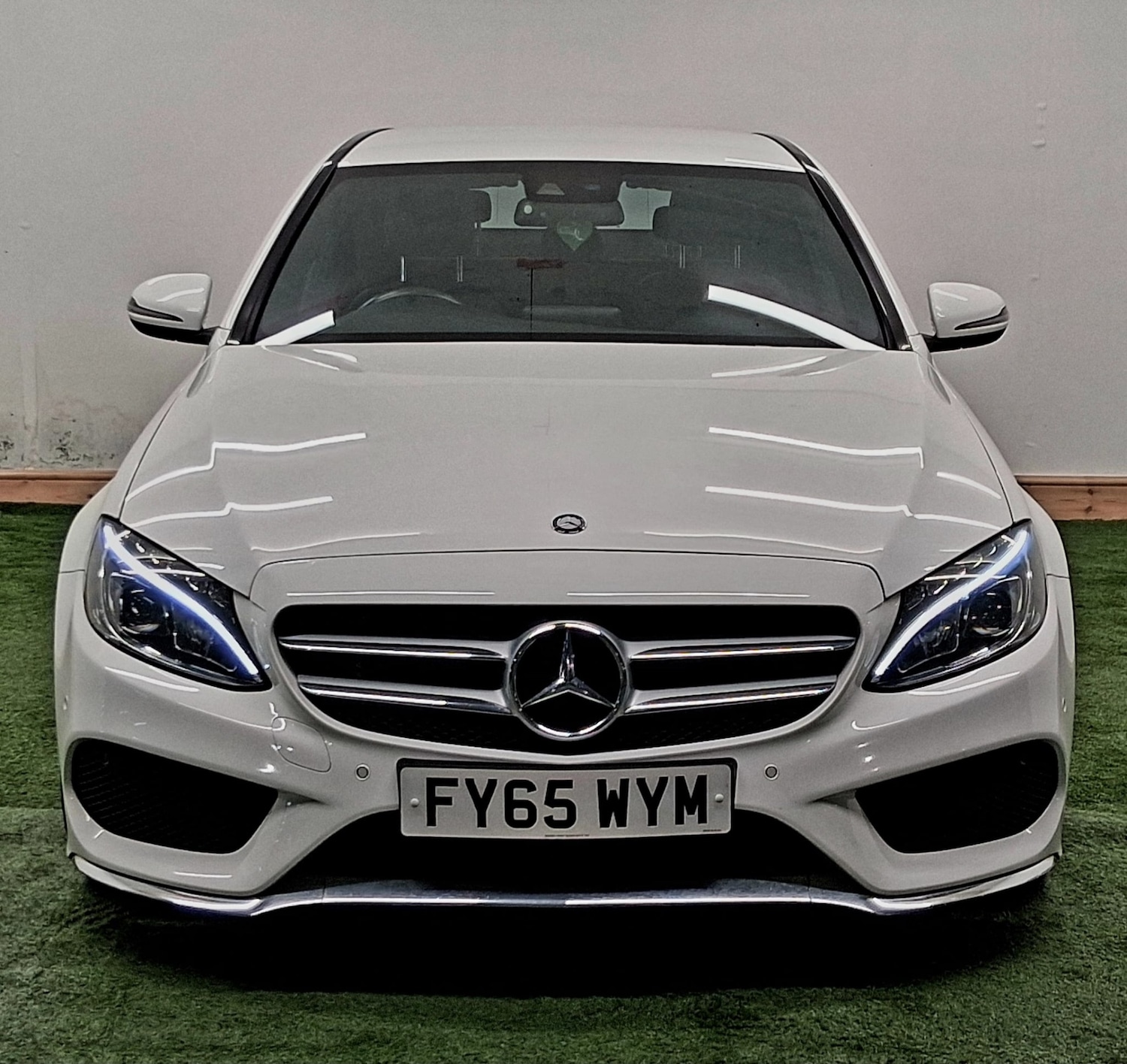 Used Mercedes-Benz C-Class 2015 for sale - 76102448: Photo 5