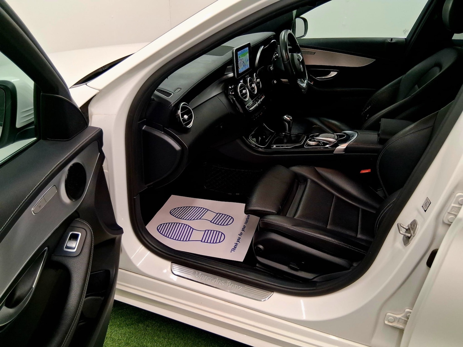 Used Mercedes-Benz C-Class 2015 for sale - 76102448: Photo 8