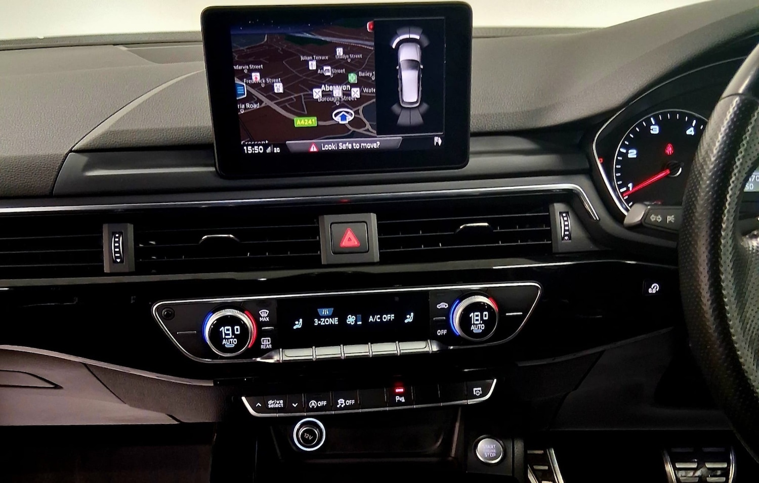 Used Audi A4 2017 for sale - 76184191: Photo 15