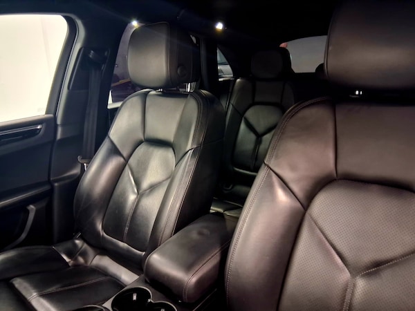 Used Porsche Macan 2015 for sale - 76018379: Photo 15