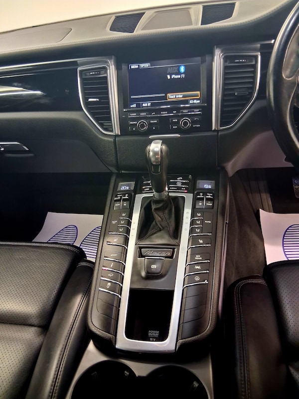 Used Porsche Macan 2015 for sale - 76018379: Photo 16