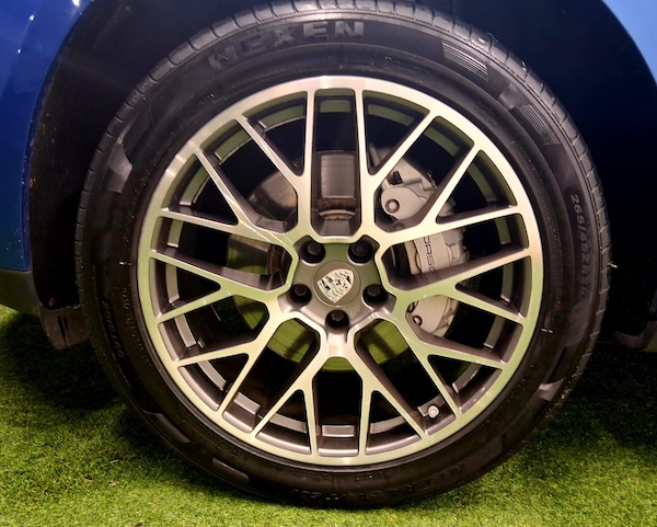 Used Porsche Macan 2015 for sale - 76018379: Photo 24