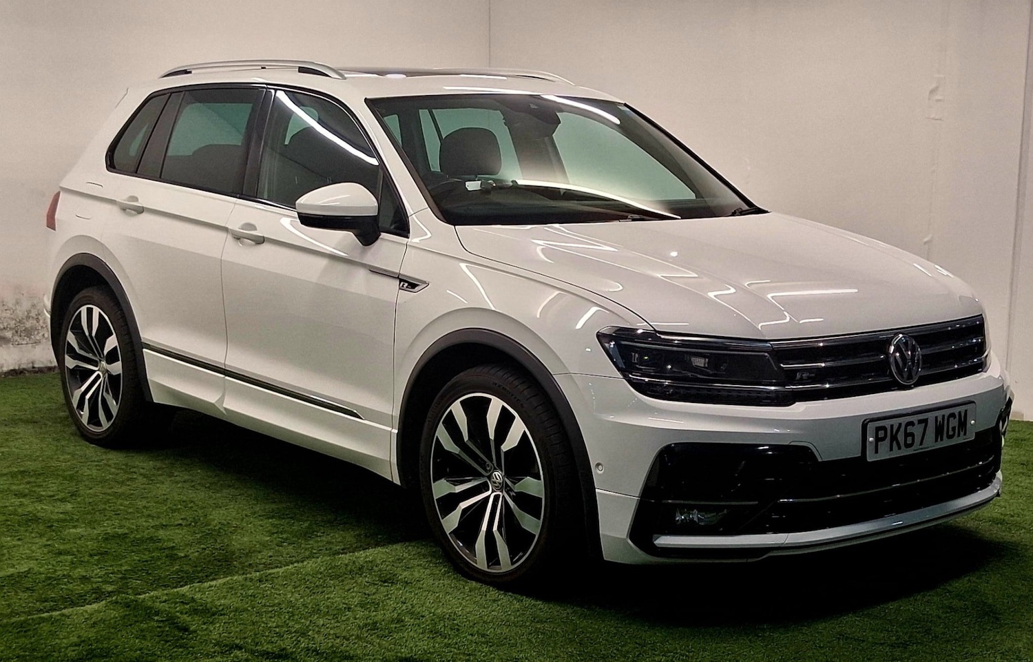 Used Volkswagen Tiguan 2017 for sale - 76403377: Photo 4