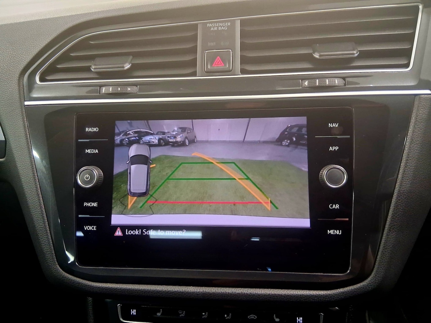 Used Volkswagen Tiguan 2017 for sale - 76403377: Photo 8