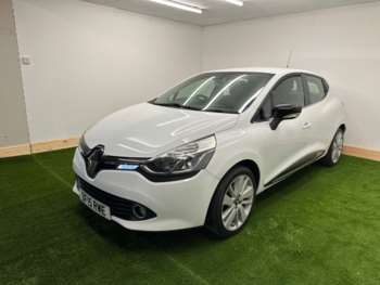Used Renault Clio 2015 for sale - 74572344: Photo
