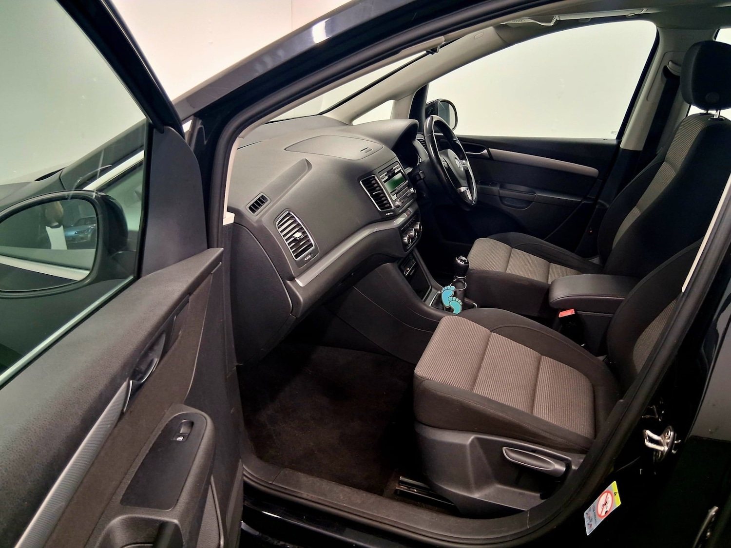 Used Volkswagen Sharan 2014 for sale - 76476790: Photo 9