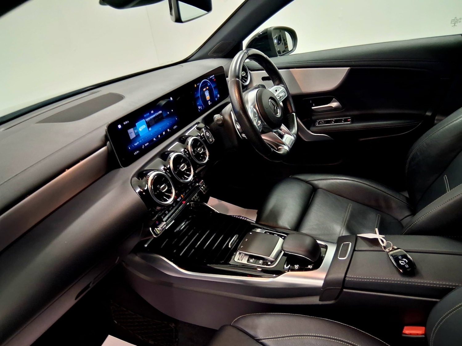 Used Mercedes-Benz A-Class 2020 for sale - 75902786: Photo 9