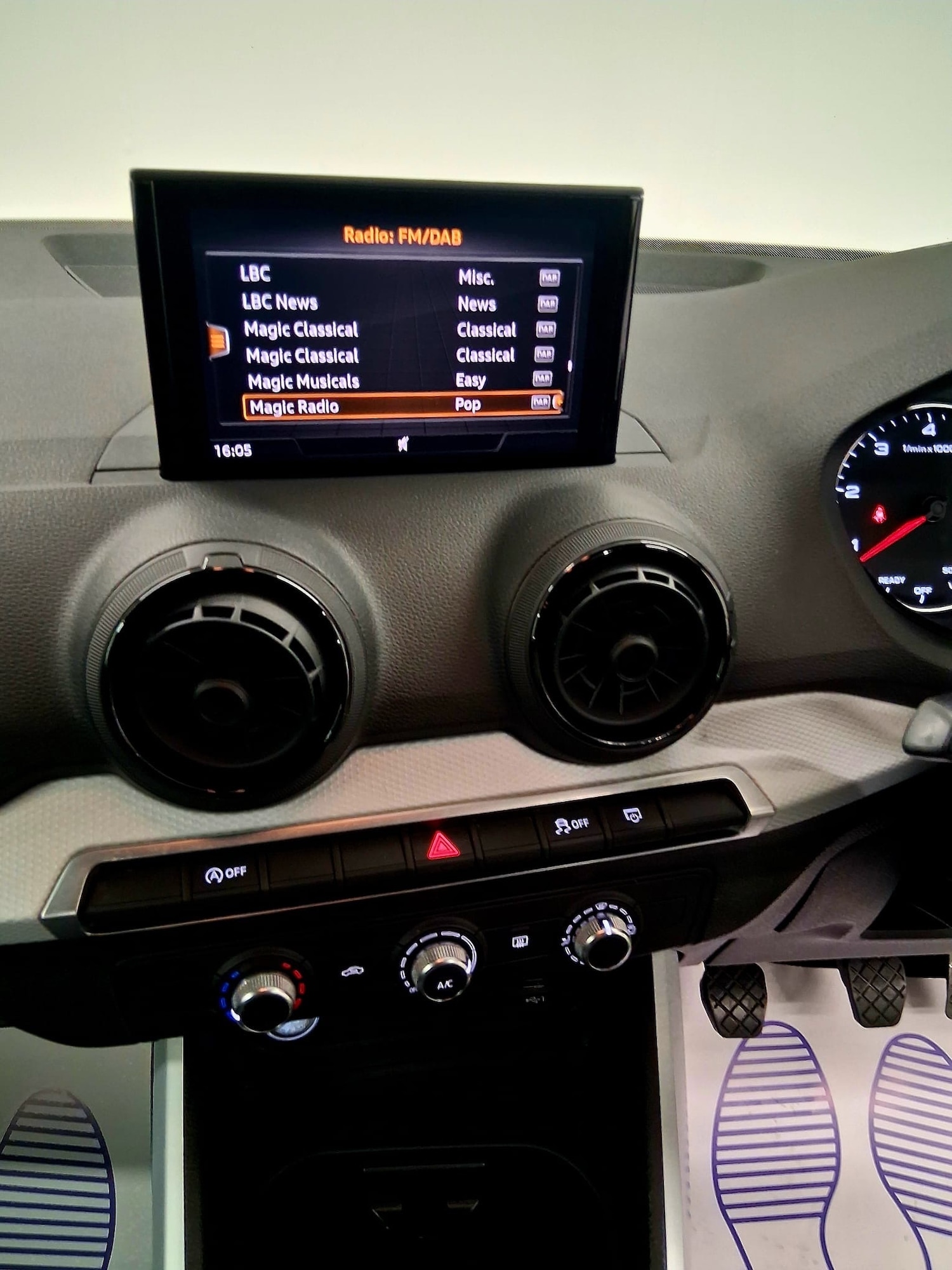 Used Audi Q2 2018 for sale - 75951019: Photo 18