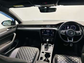 2019 (19) - 2.0 TDI R-Line 4dr DSG [Panoramic Roof] [7 Speed]
