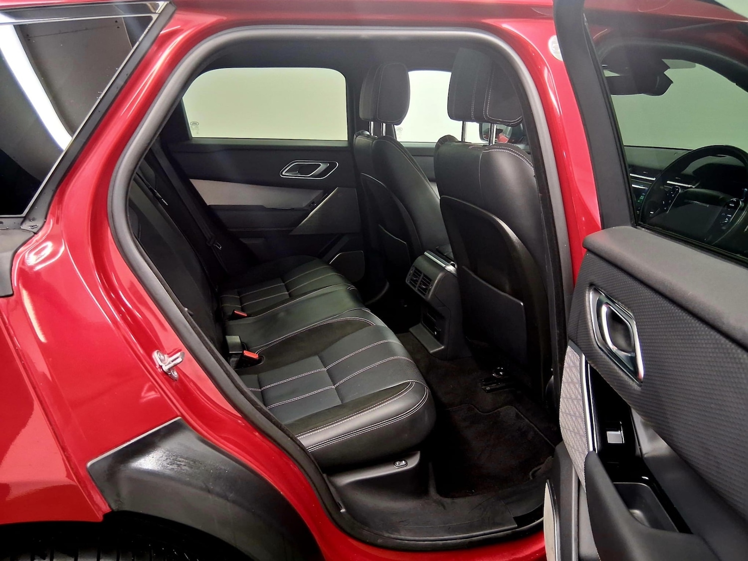 Used Land Rover Range Rover Velar 2019 for sale - 76107504: Photo 12