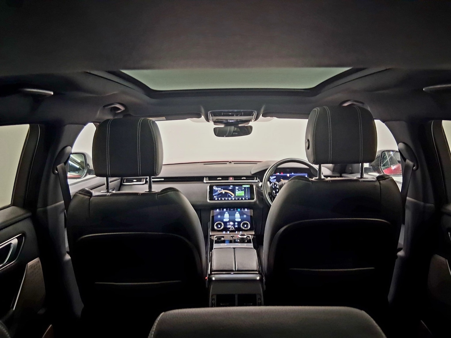 Used Land Rover Range Rover Velar 2019 for sale - 76107504: Photo 15