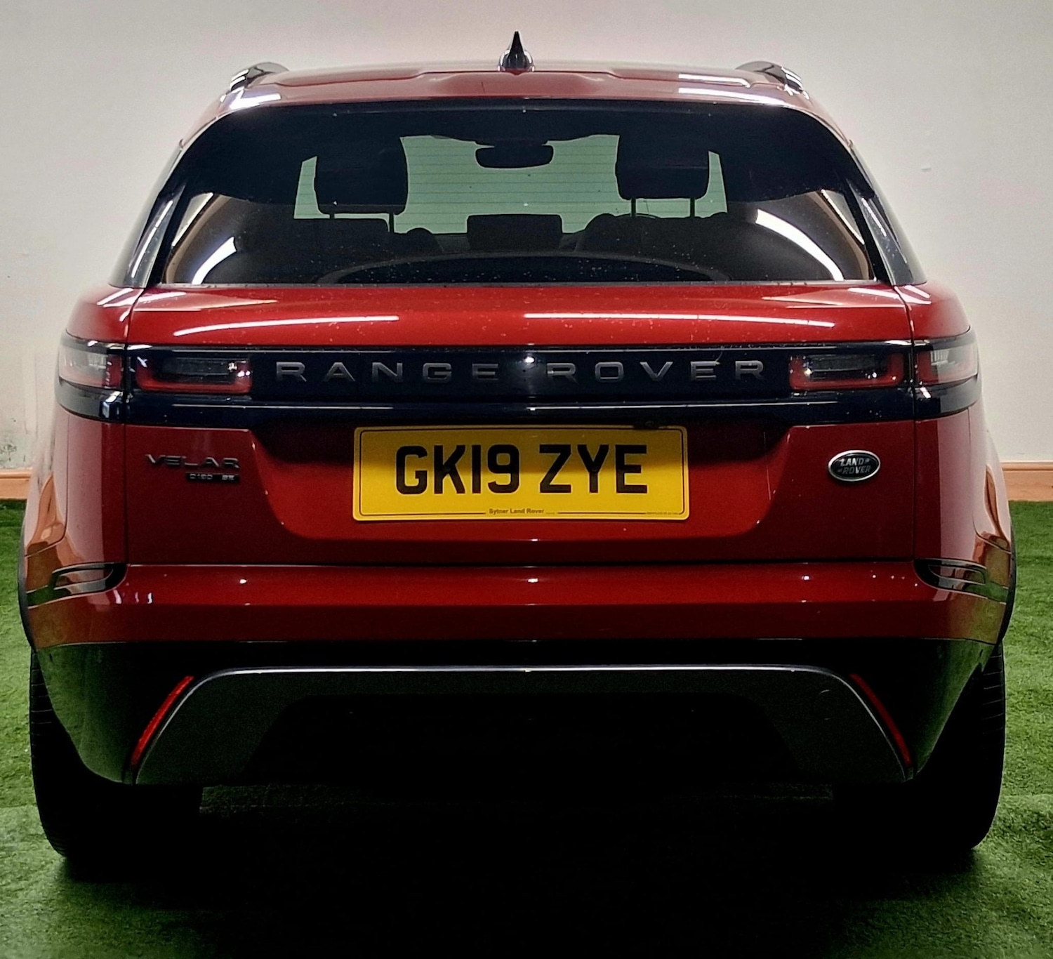 Used Land Rover Range Rover Velar 2019 for sale - 76107504: Photo 4