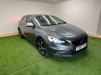 Used Volvo V40 2017 for sale - 74240269: Photo