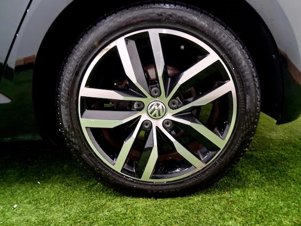 Used Volkswagen Golf 2018 for sale - 76069388: Photo 17