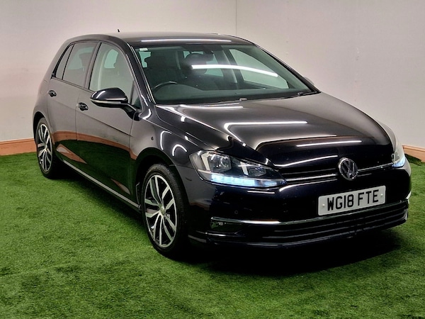 Used Volkswagen Golf 2018 for sale - 76069388: Photo 1