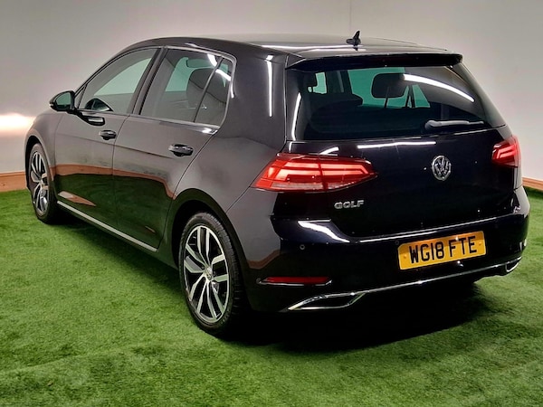 Used Volkswagen Golf 2018 for sale - 76069388: Photo 4