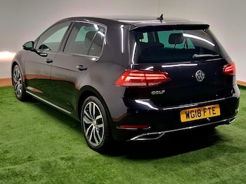 Used Volkswagen Golf 2018 for sale - 76069388: Photo 4
