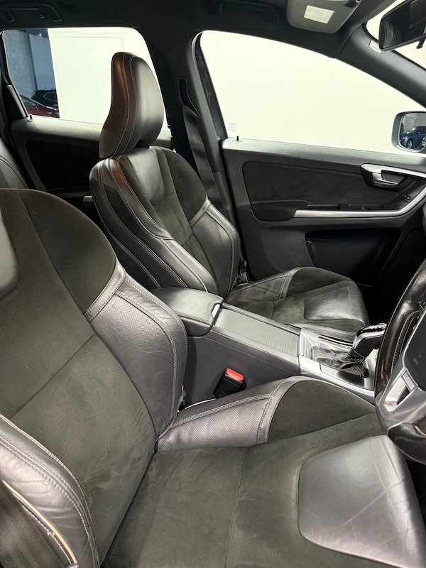 Used Volvo XC60 2017 for sale - 74727792: Photo 11