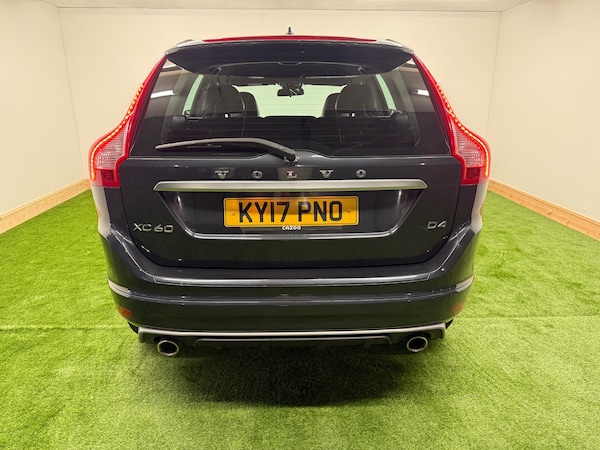 Used Volvo XC60 2017 for sale - 74727792: Photo 8