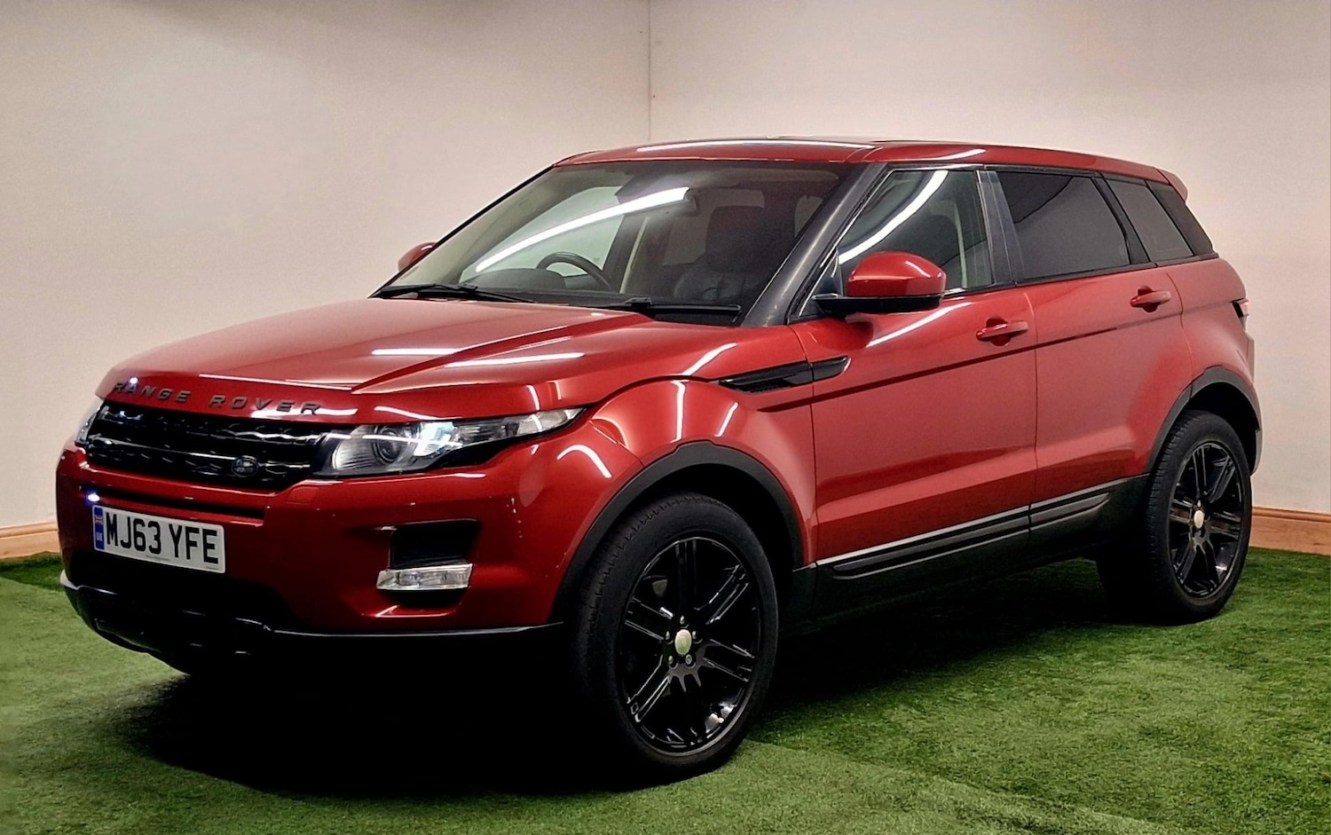 Used Land Rover Range Rover Evoque 2013 for sale - 76290165: Photo 2