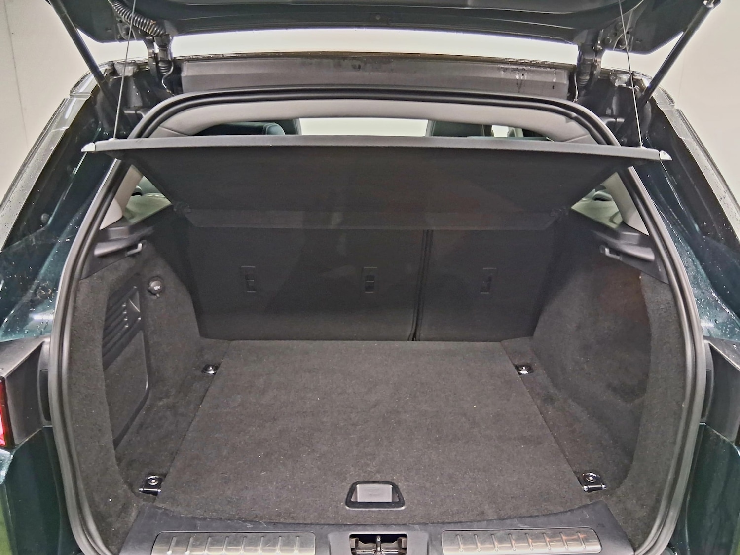Used Land Rover Range Rover Evoque 2015 for sale - 76093574: Photo 16