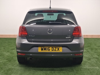Used Volkswagen Polo 2016 for sale - 74943559: Photo