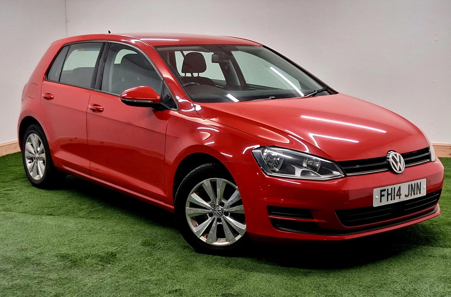 Used Volkswagen Golf 2014 for sale - 76264283: Photo 1
