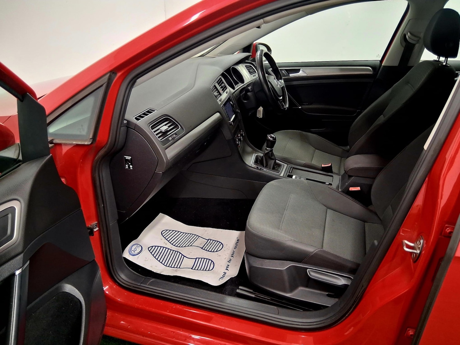 Used Volkswagen Golf 2014 for sale - 76264283: Photo 11