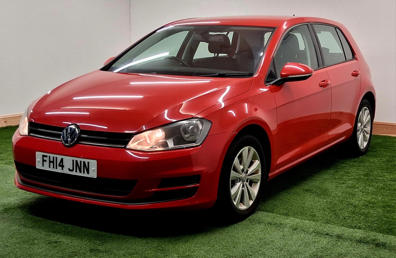 Used Volkswagen Golf 2014 for sale - 76264283: Photo 2