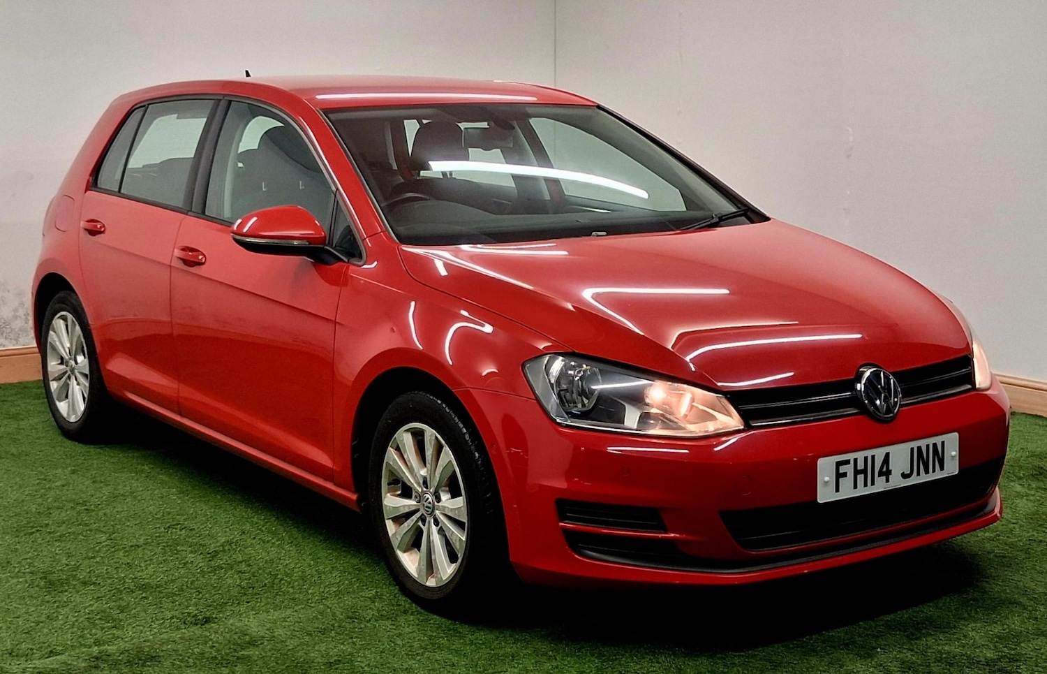 Used Volkswagen Golf 2014 for sale - 76264283: Photo 5