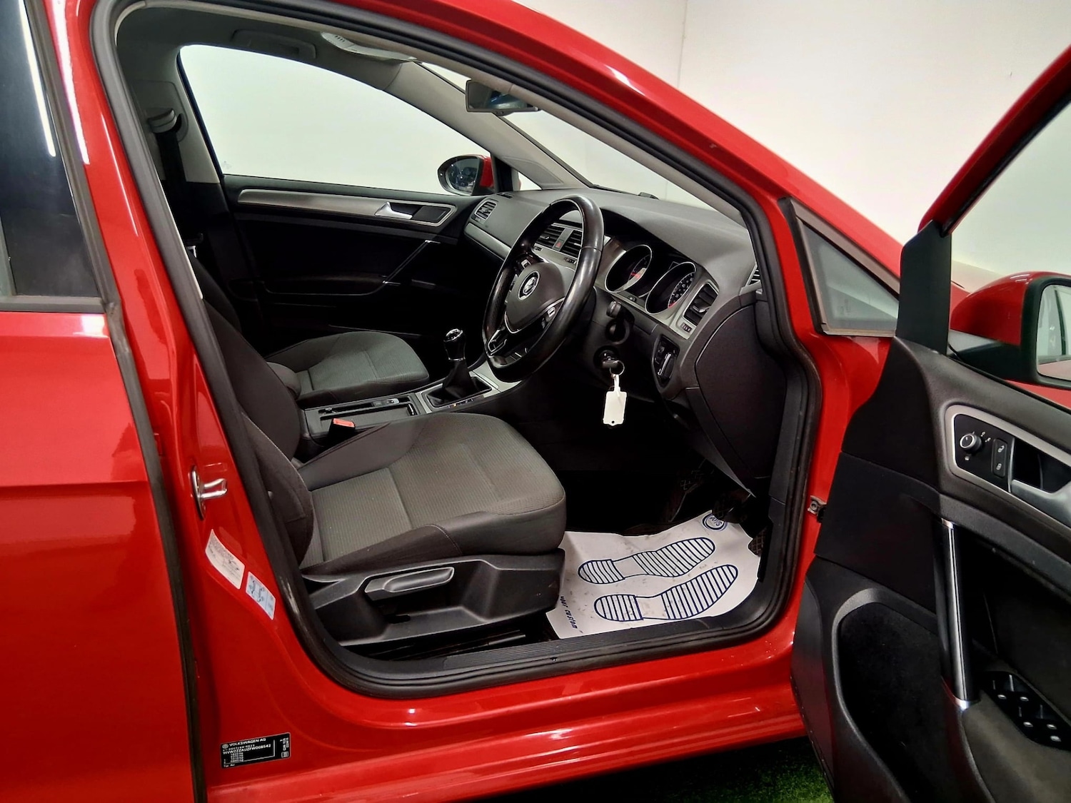 Used Volkswagen Golf 2014 for sale - 76264283: Photo 8