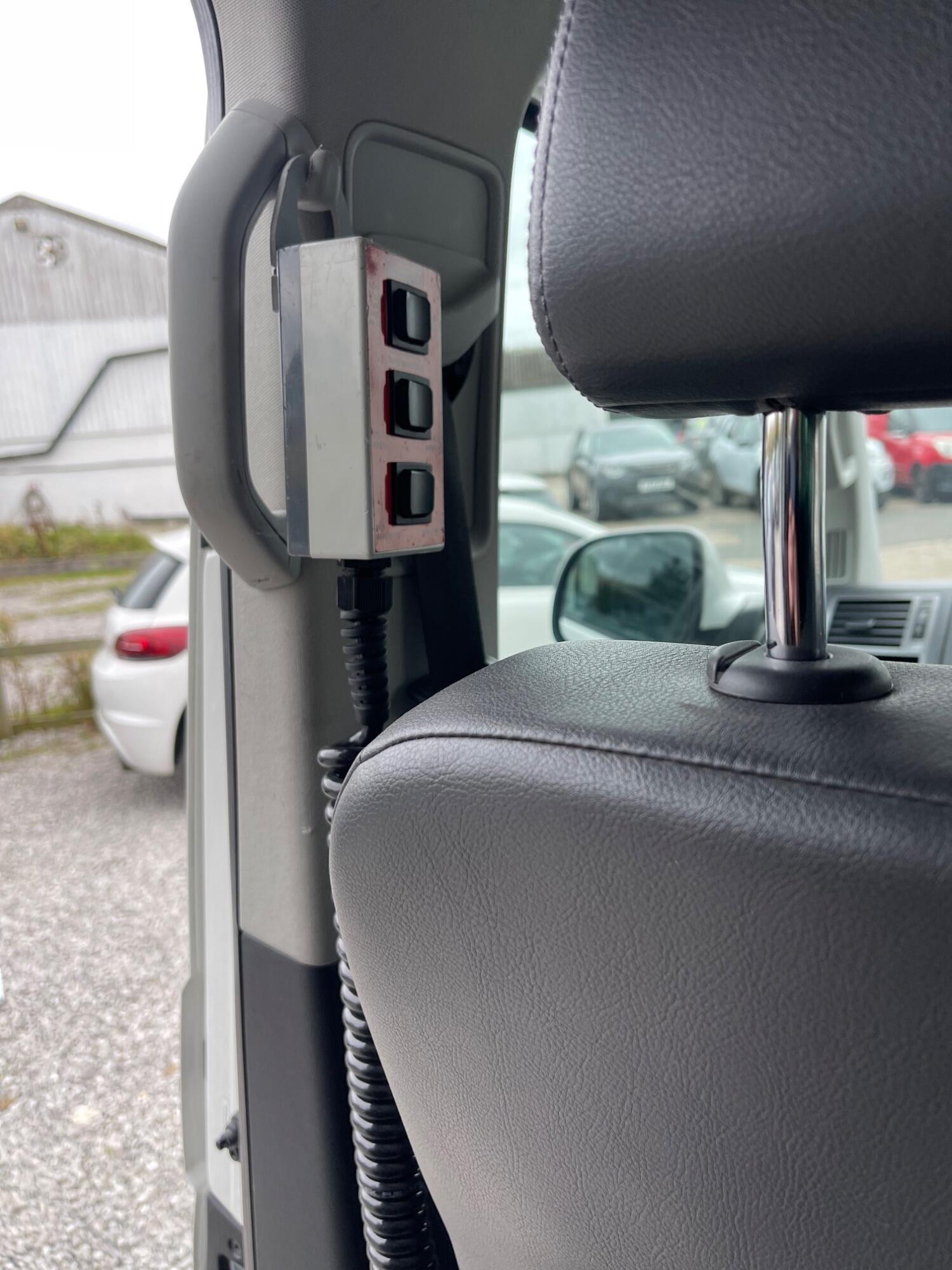 Used Volkswagen Caravelle 2012 for sale - 76313935: Photo 23