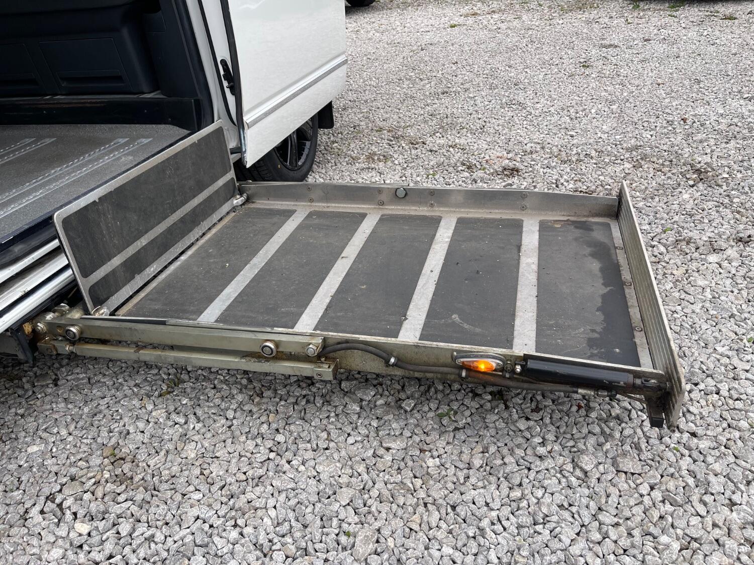 Used Volkswagen Caravelle 2012 for sale - 76313935: Photo 26