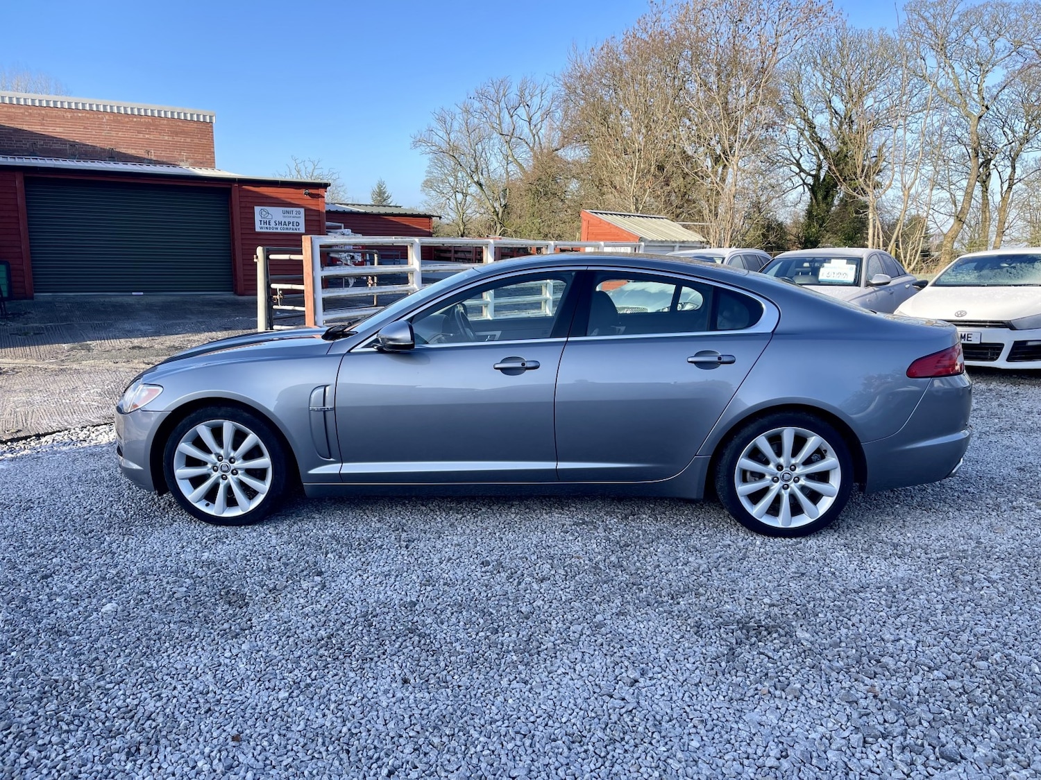 Used Jaguar XF 2010 for sale - 77162327: Photo 4